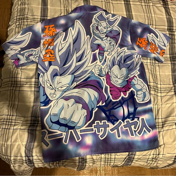 Dragon Ball Z Graphic Button Up • Manga Collection • Medium - Picture 5 of 7